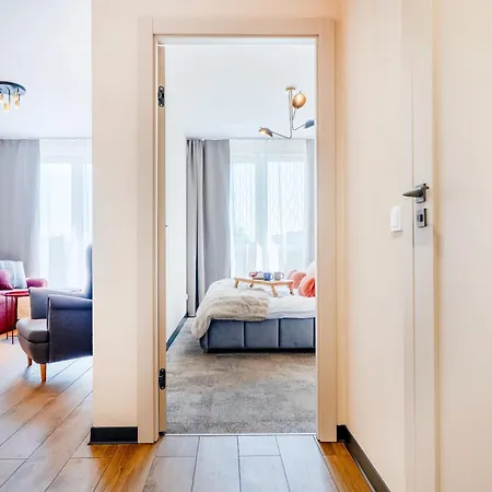 Apartamentysnu, Przy Bulwarach 40 公寓 拉多姆